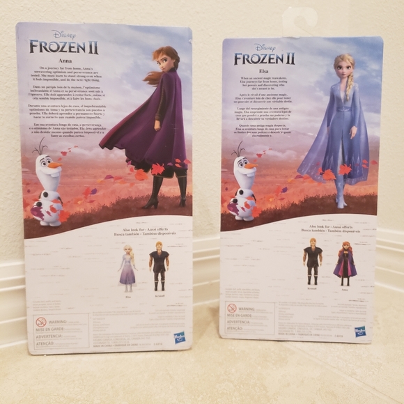 Frozen 2 Elsa and Anna dolls new in box - Picture 2 of 2